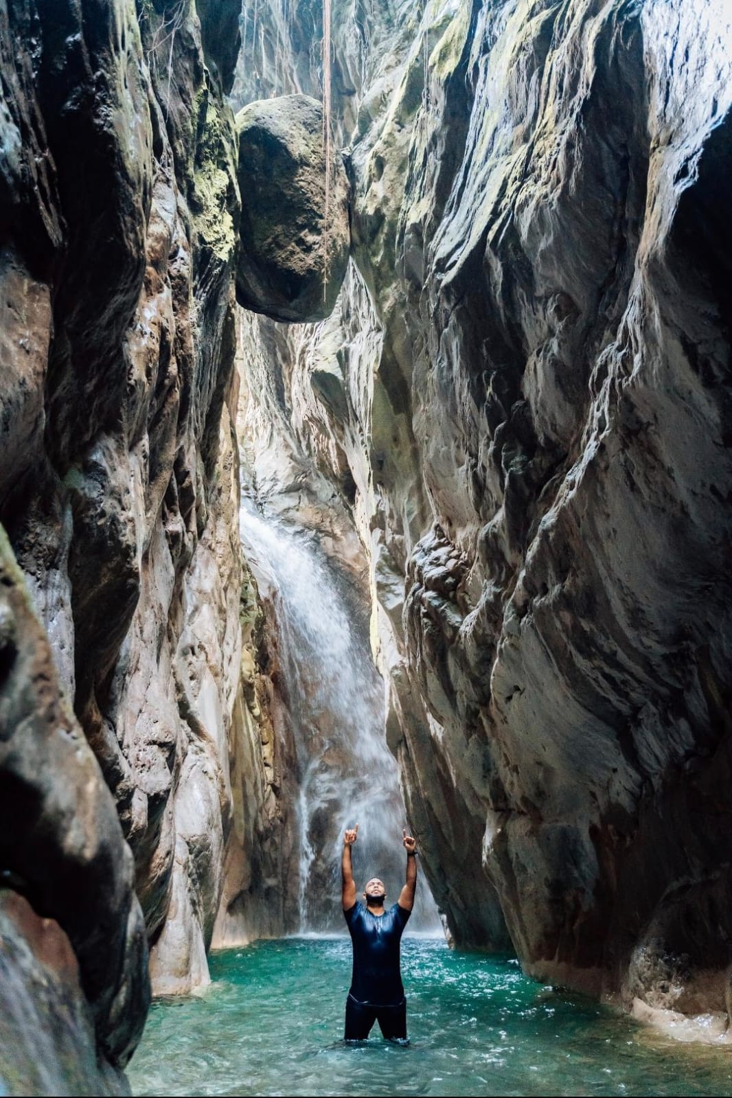 Hiking Tabernacle  Waterfall 